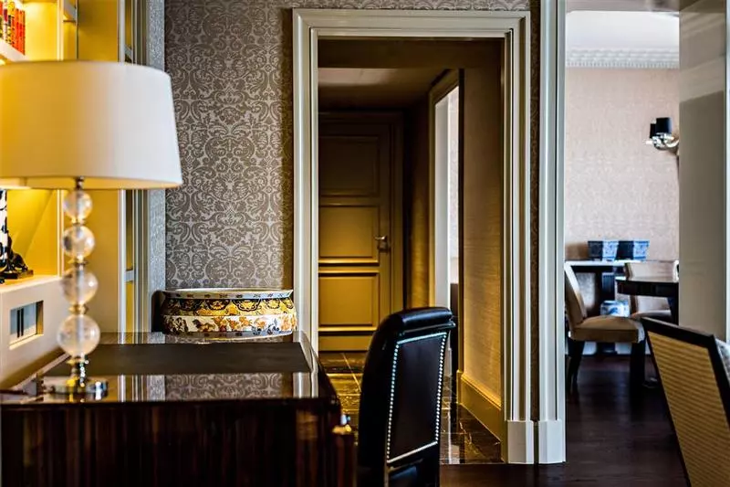 Prince De Galles, A Luxury Collection Hotel, Paris