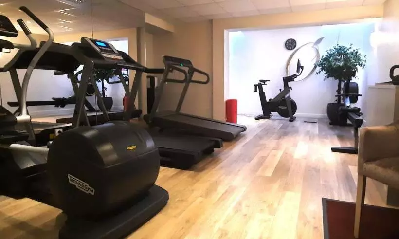 Отель La Bastide De L'oliveraie