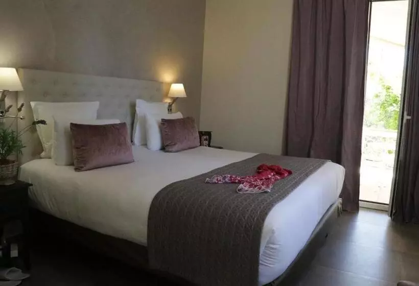 Отель La Bastide De L'oliveraie