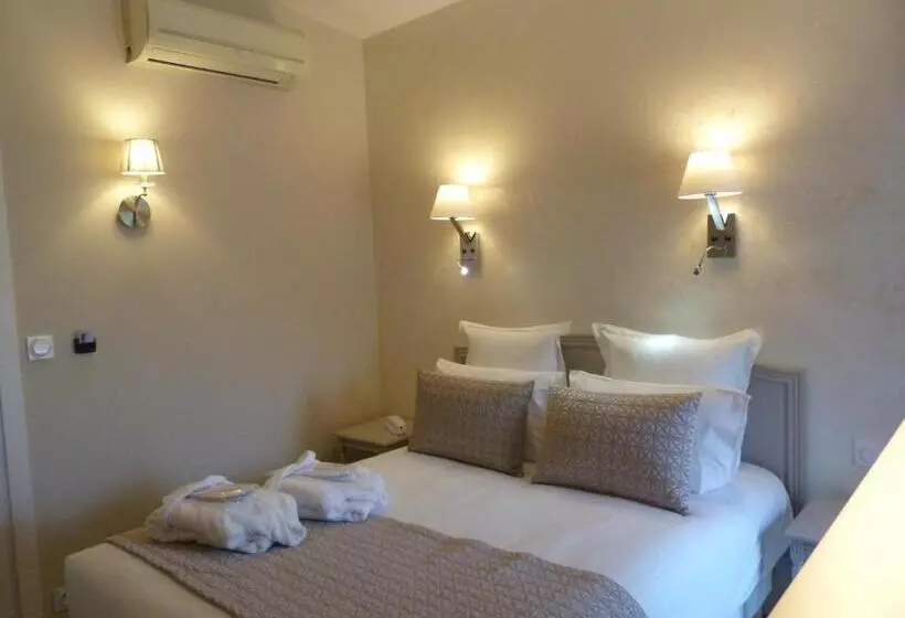 Отель La Bastide De L'oliveraie