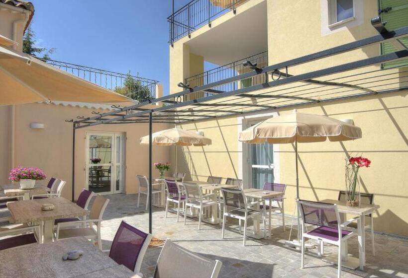 هتل La Bastide De L'oliveraie