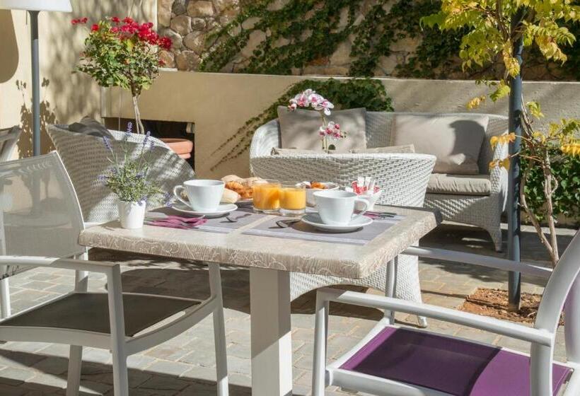 هتل La Bastide De L'oliveraie