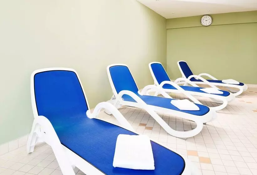 فندق NH Leipzig Messe