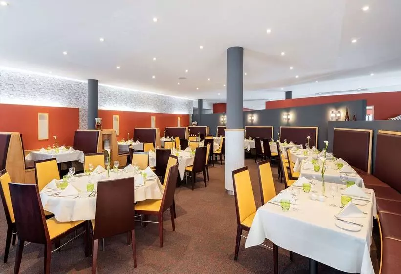 فندق NH Leipzig Messe