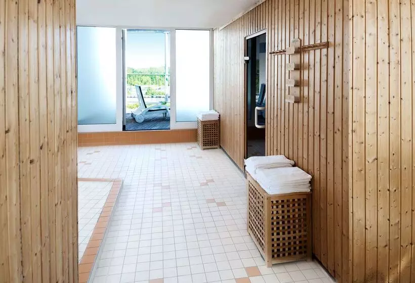 فندق NH Leipzig Messe