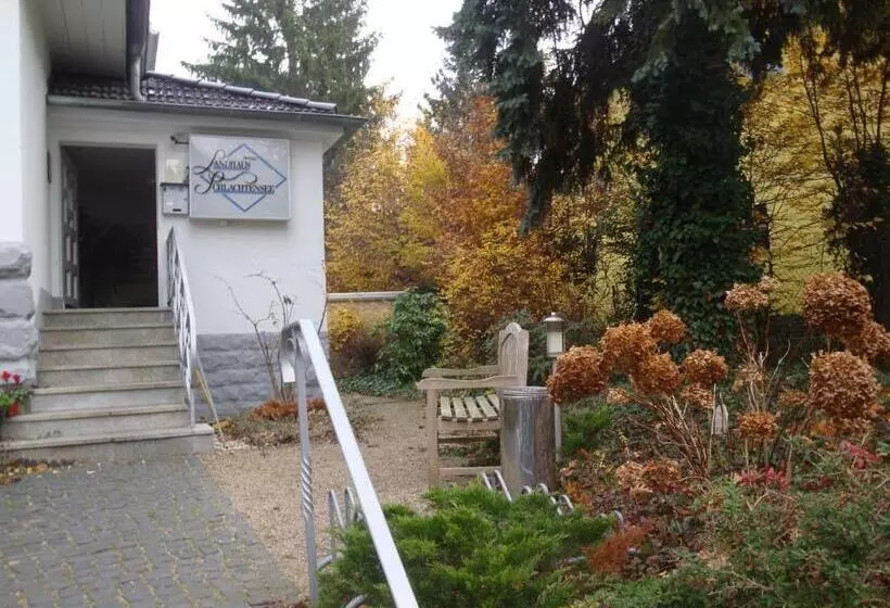 هتل Landhaus Schlachtensee
