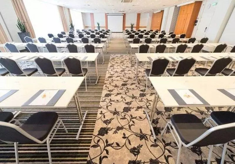 호텔 Mercure  Hannover Oldenburger Allee