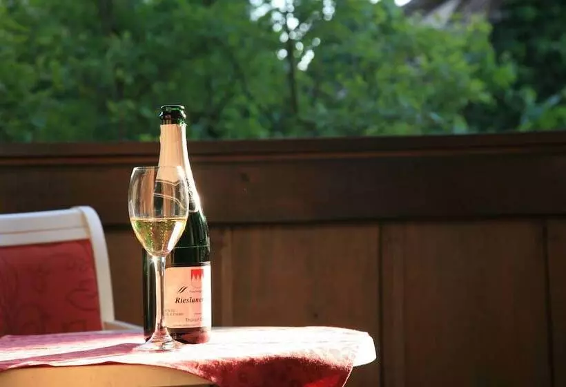 ホテル Glocke Weingut Und