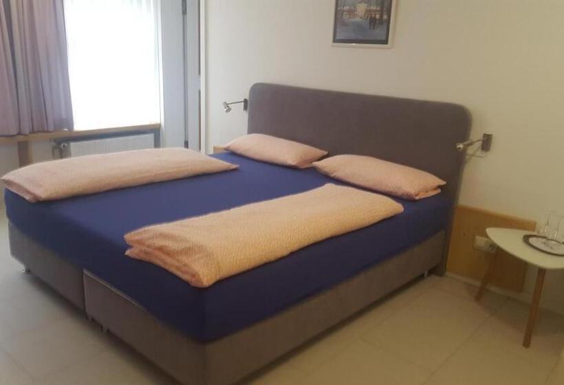 Отель Restaurant Ratsstube