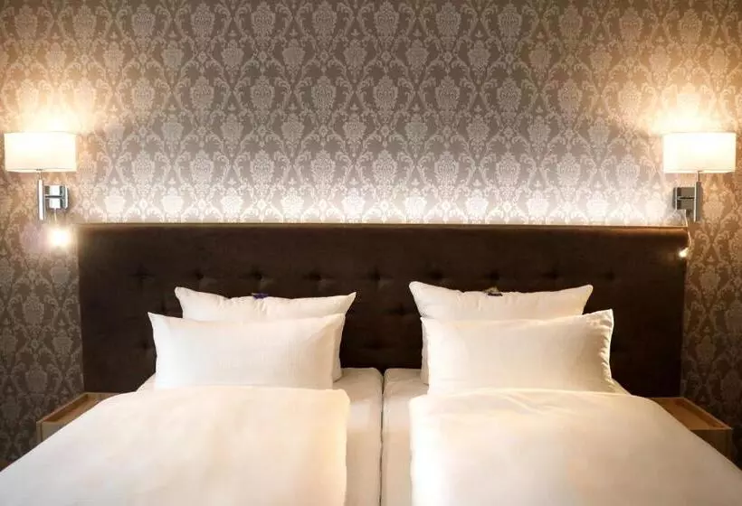 Schloss Breitenfeld Hotel & Tagung