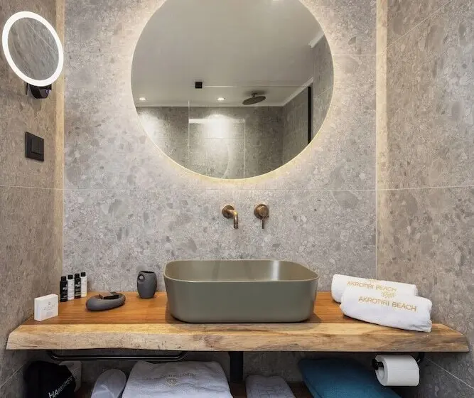 Akrotiri Beach Resort Hotel