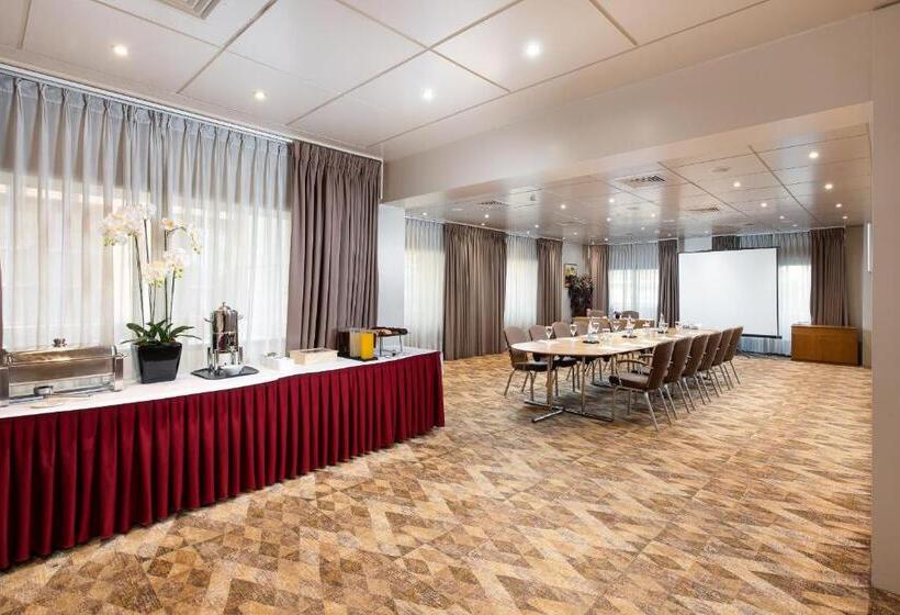 ホテル Crowne Plaza Athens City Centre, An Ihg