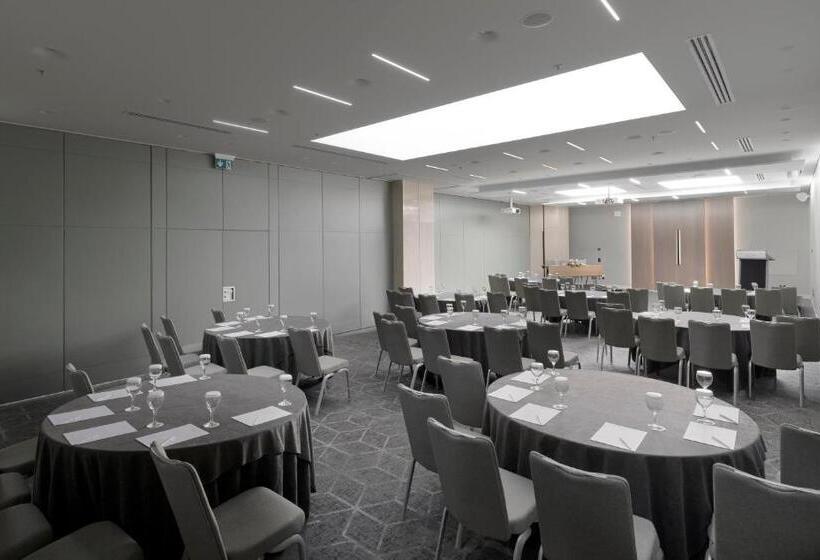 ホテル Crowne Plaza Athens City Centre, An Ihg