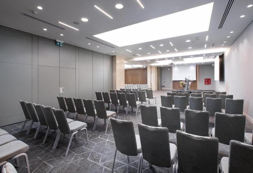 ホテル Crowne Plaza Athens City Centre, An Ihg