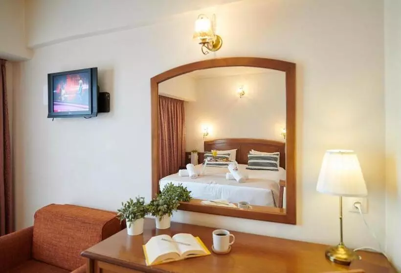 فندق Crystal City