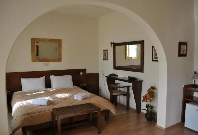 ホテル Philoxenia