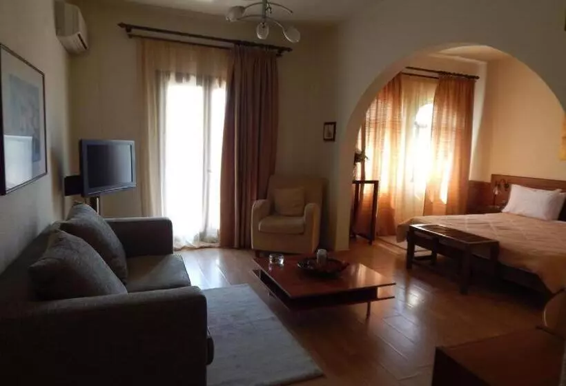 ホテル Philoxenia