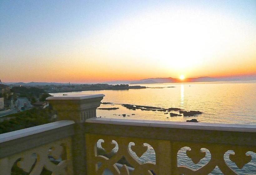 هتل Villa Andromeda