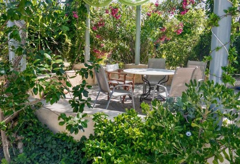 هتل Villa Andromeda