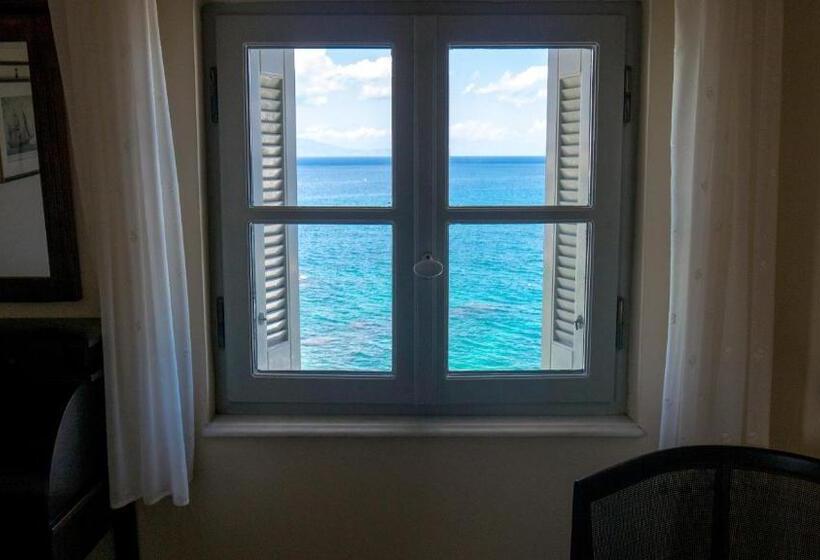 هتل Villa Andromeda