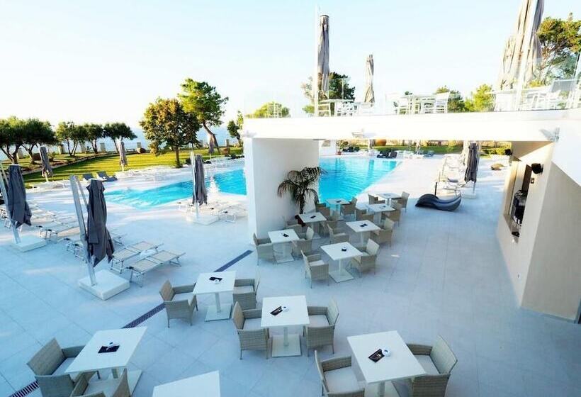 호텔 Tui Blue Tropea – Baia Di Riaci Resort