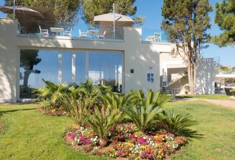 호텔 Tui Blue Tropea – Baia Di Riaci Resort