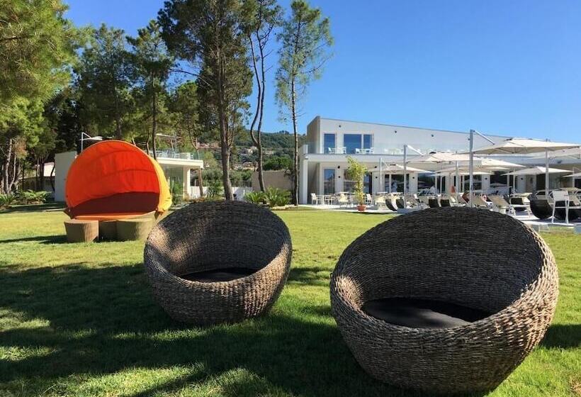 호텔 Tui Blue Tropea – Baia Di Riaci Resort