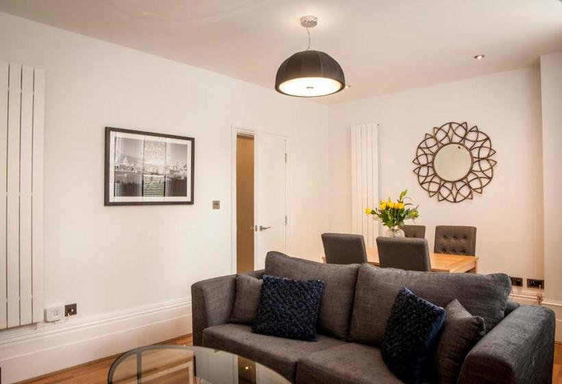 Garrick Mansions By Aeria Apartments