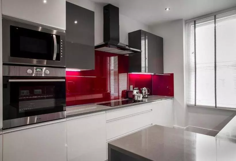 Garrick Mansions By Aeria Apartments