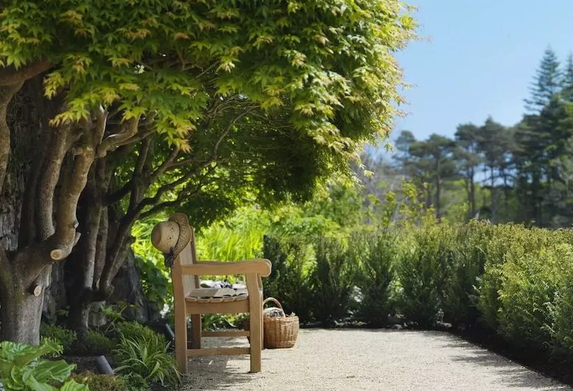 בית מלון כפרי Ballynahinch Castle