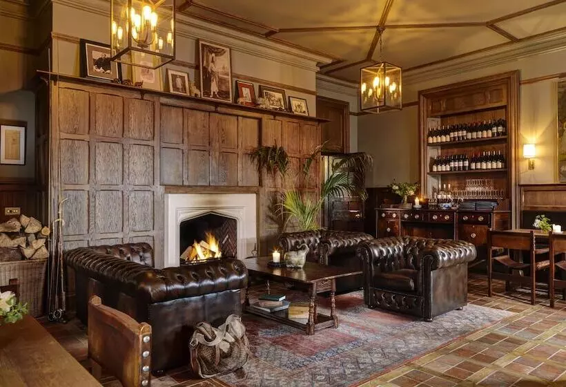 בית מלון כפרי Ballynahinch Castle