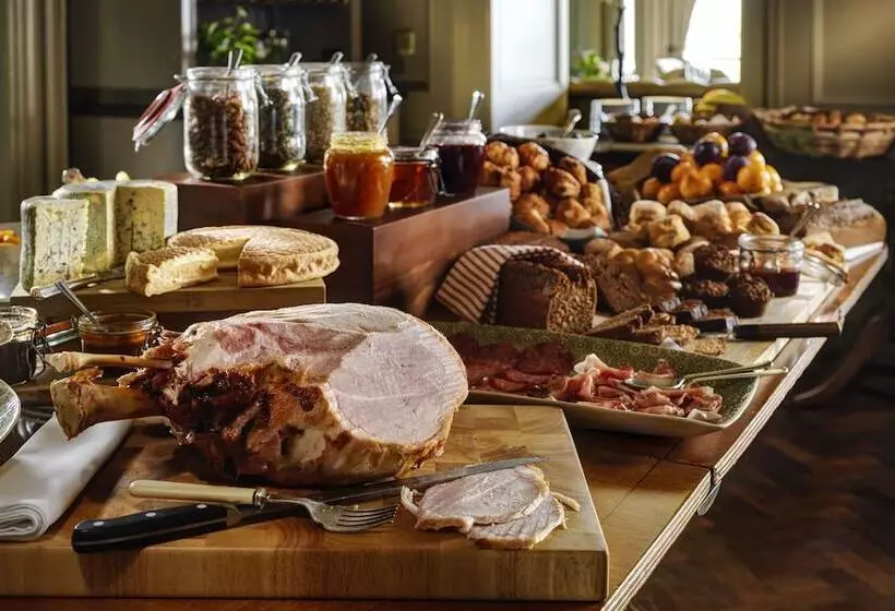 בית מלון כפרי Ballynahinch Castle