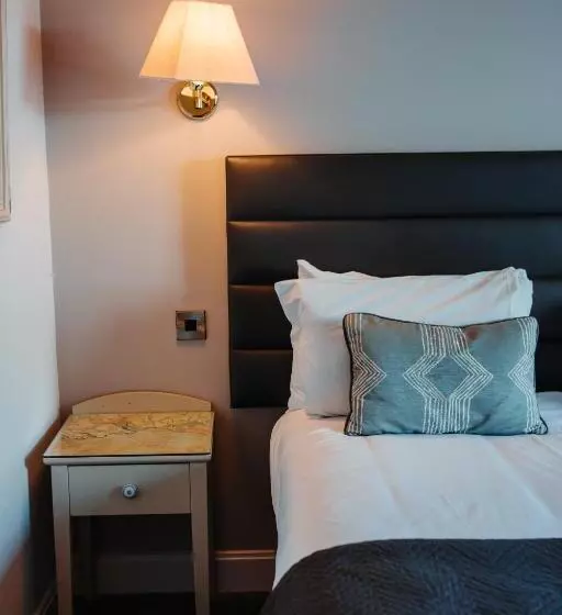 Celtic Ross Hotel & Leisure Centre