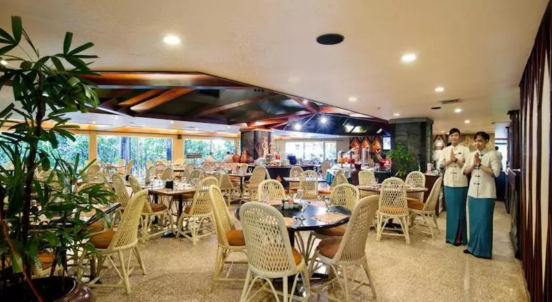 Отель Elmi Surabaya