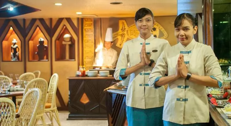 Отель Elmi Surabaya