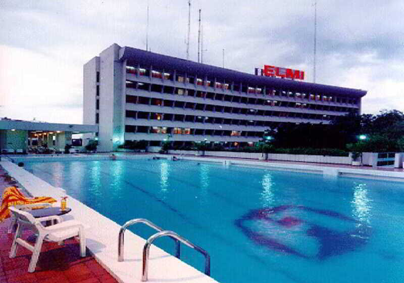 酒店 Elmi Surabaya