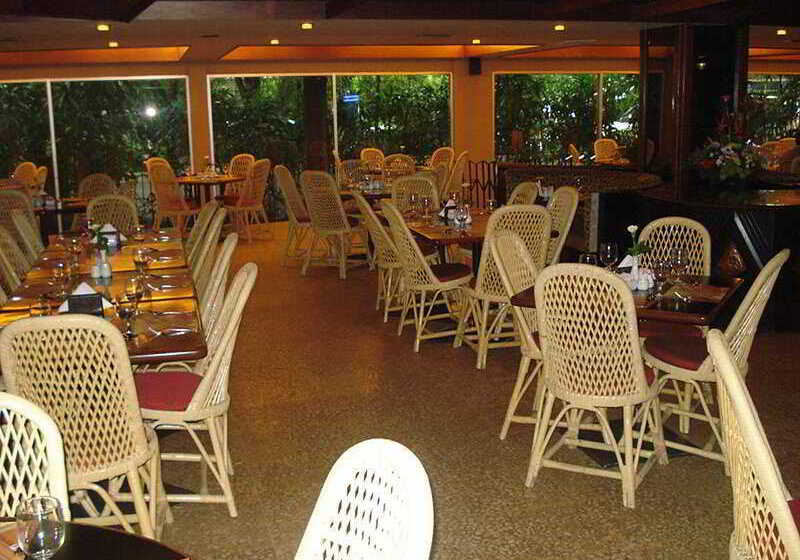 酒店 Elmi Surabaya