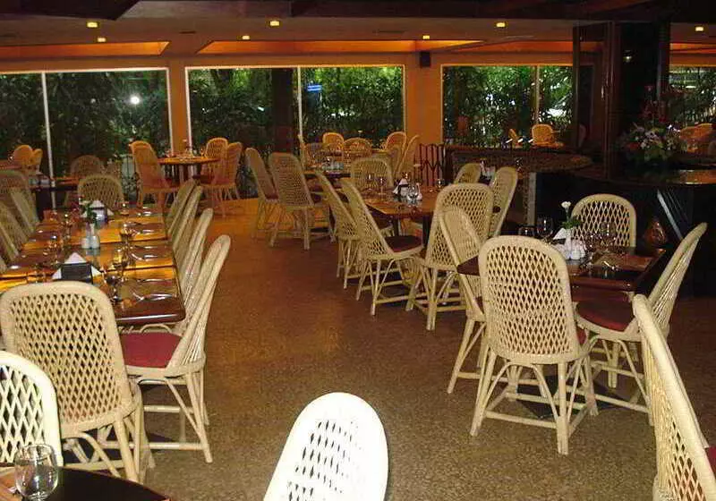 Отель Elmi Surabaya