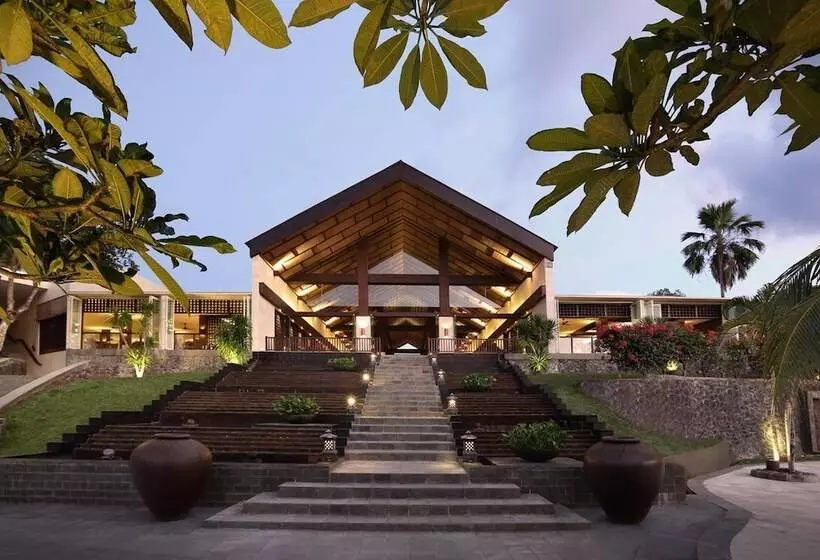 ホテル Grand Luley Manado