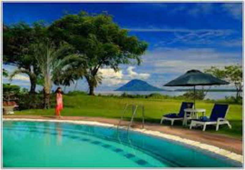 בית מלון כפרי Grand Luley Manado