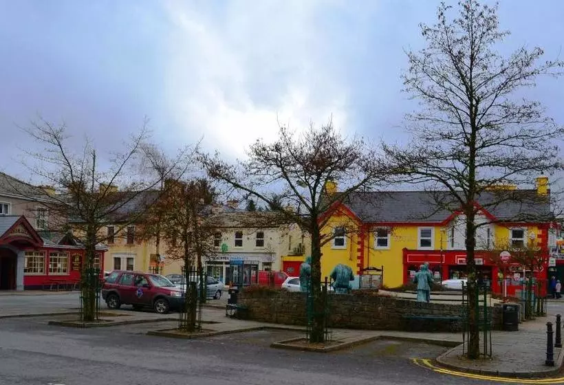 هتل Imperial  Lodge