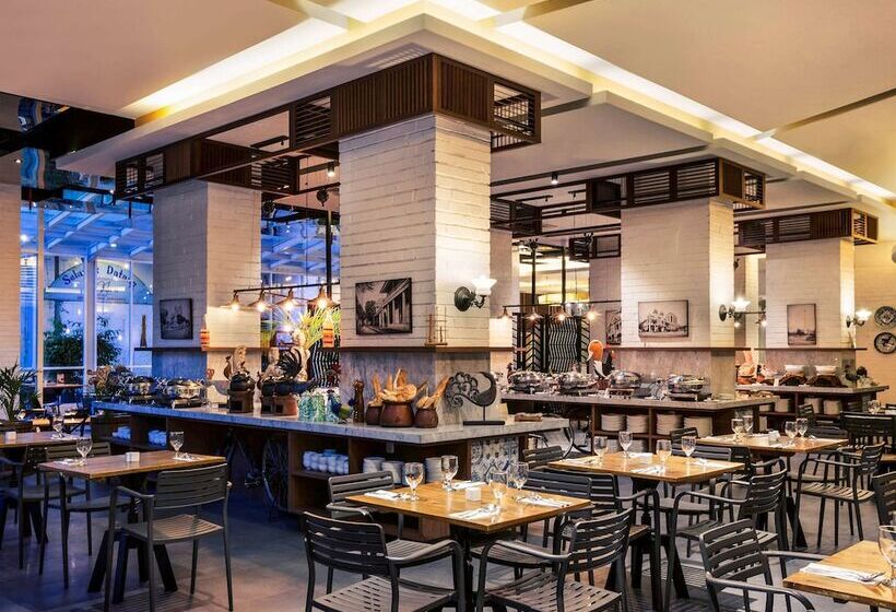 酒店 Mercure Surabaya