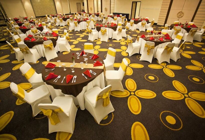 هتل New Saphir Yogyakarta