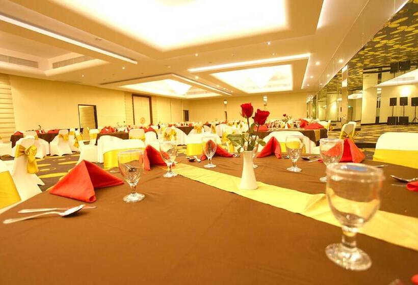 هتل New Saphir Yogyakarta