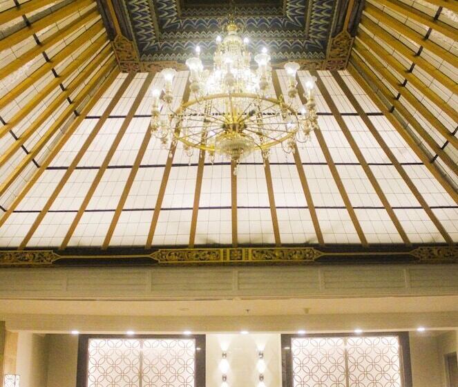 هتل New Saphir Yogyakarta