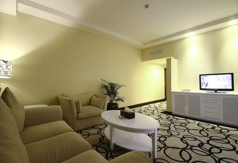 בית מלון כפרי New Saphir Yogyakarta