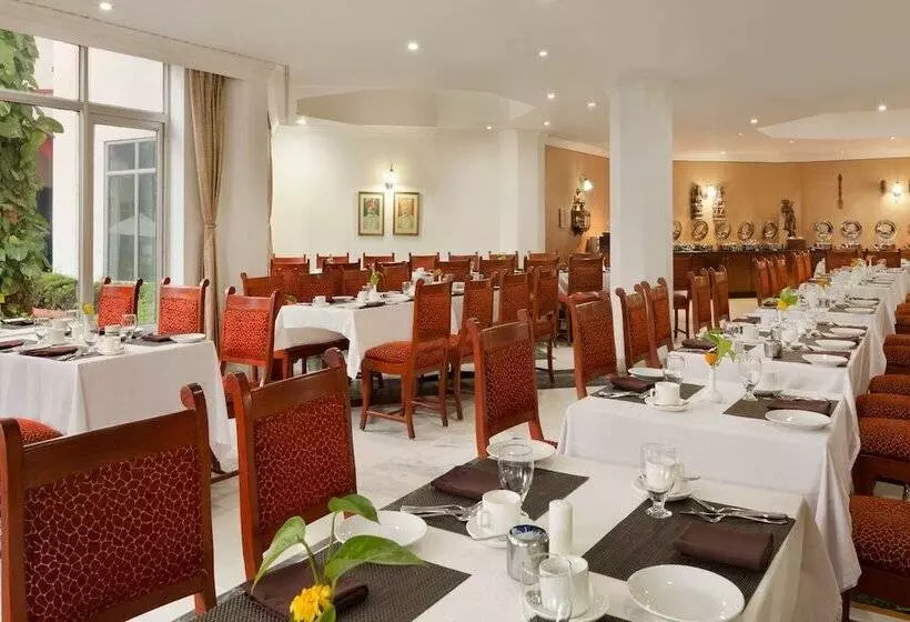 酒店 Ramada Khajuraho