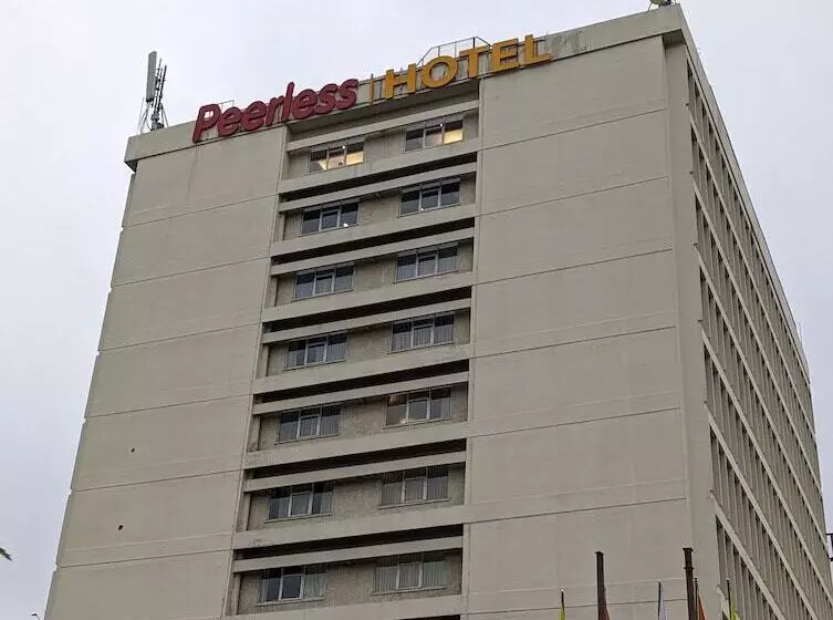 Peerless Hotel Kolkata