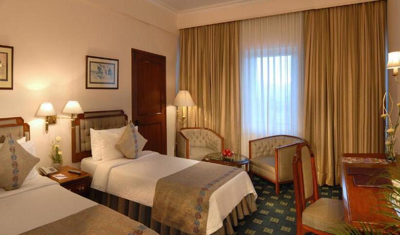 Peerless Hotel Kolkata