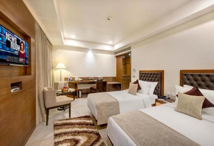 Peerless Hotel Kolkata